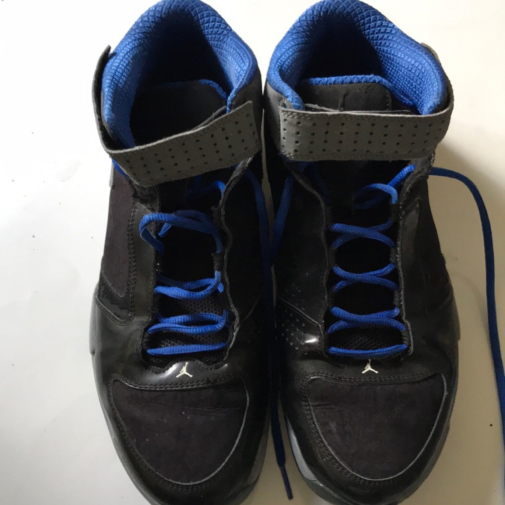 Men’s shoes